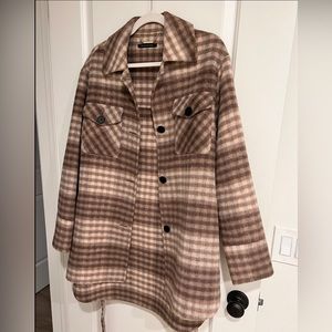 Elie Tahari shacket/coat